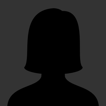 EssieLacy5's avatar